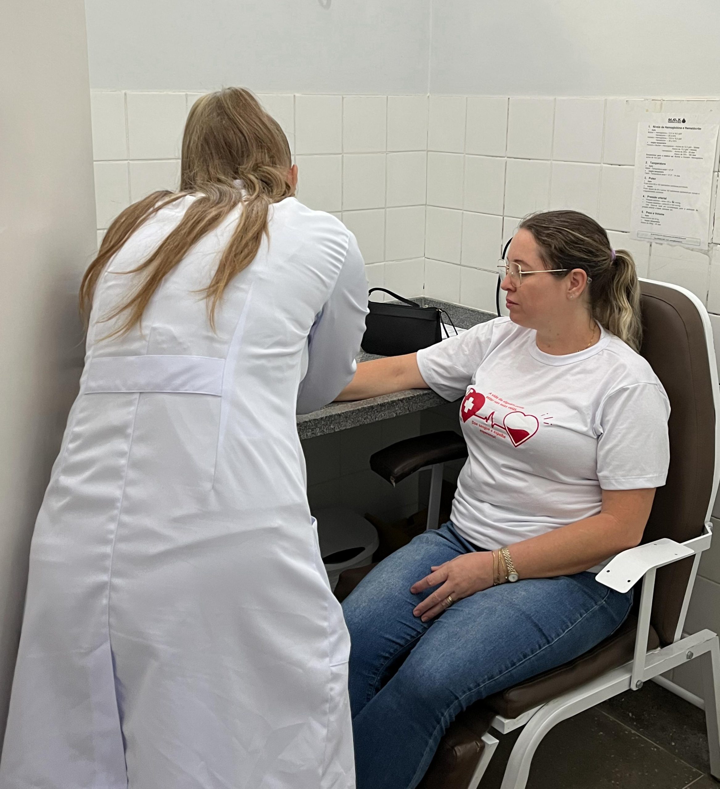 Voluntários da Águas de Sinop reforçam estoque de sangue no município