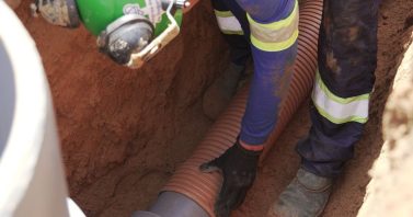 Águas de Confresa conclui segunda etapa de implantação da rede de esgoto e amplia cobertura para 80% da área urbana