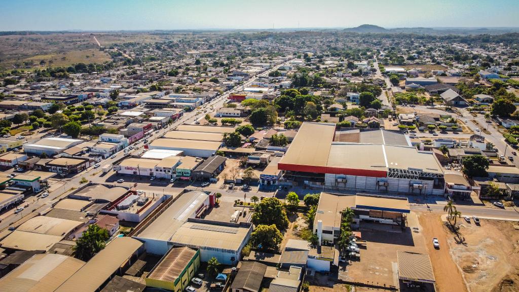 Peixoto de Azevedo avança no saneamento e registra mais de 477 milhões de litros de esgoto tratados em 2025