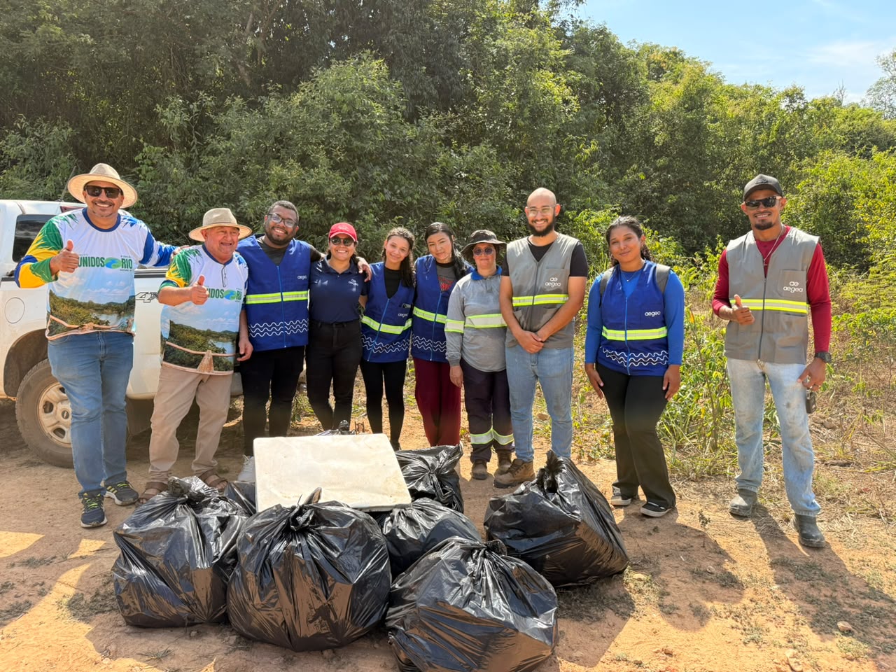 4ª edição do Unidos pelo Rio mobiliza voluntários em grande ação de limpeza do Rio Peixoto